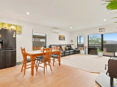 8 Lytham Crescent, Midway Point, TAS 7171, 3 chambres, 3 salles de bain, House