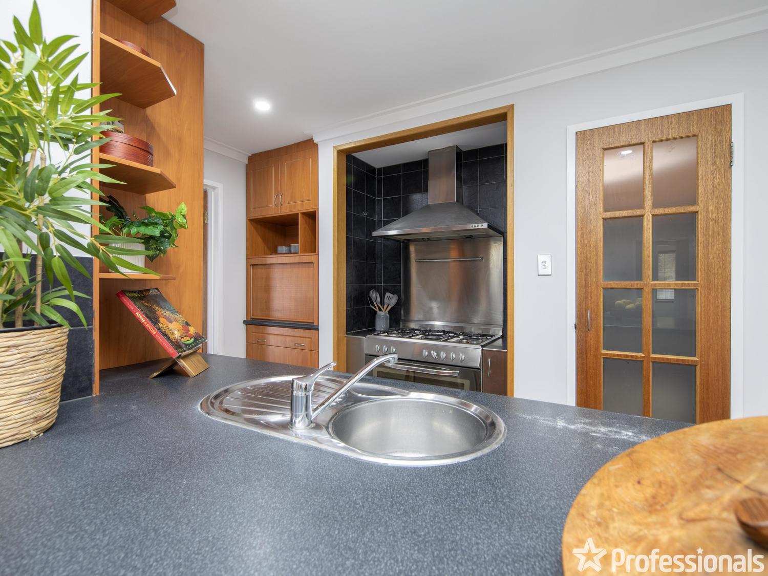 10 MALLEE WAY, FORRESTFIELD WA 6058, 0 Schlafzimmer, 0 Badezimmer, House