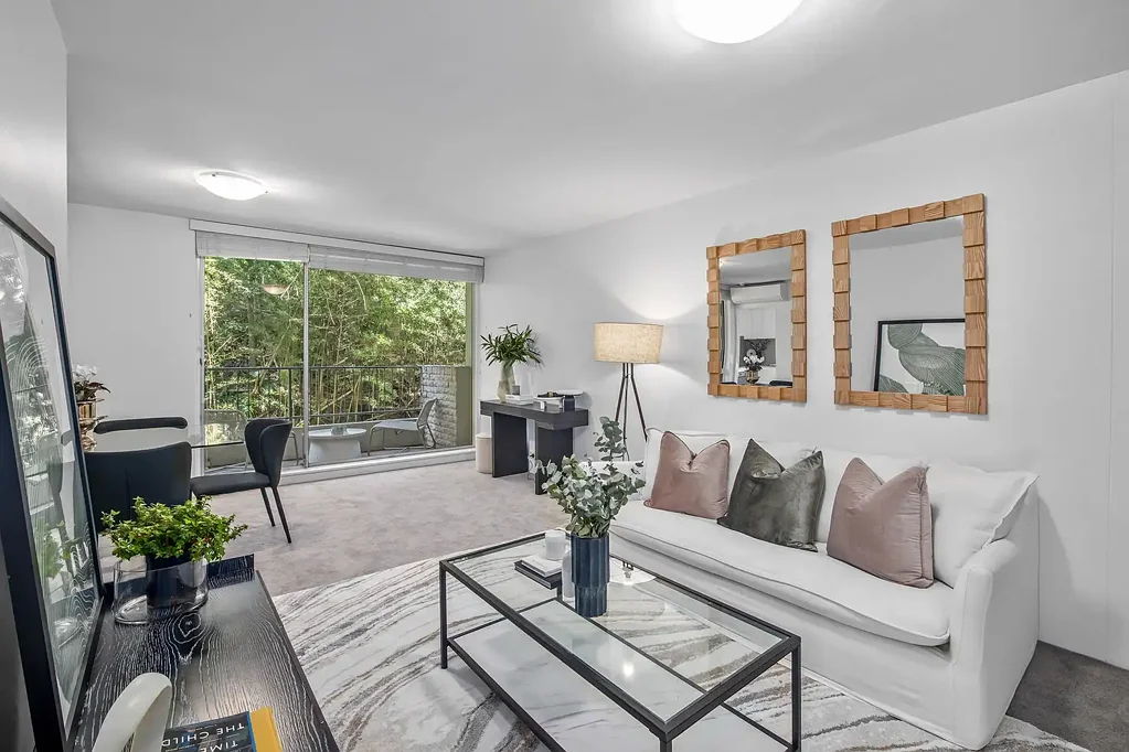 Paddington 2 Bedroom Parkside Apartment With Leafy Views, NE Aspect, Balcony & Parking