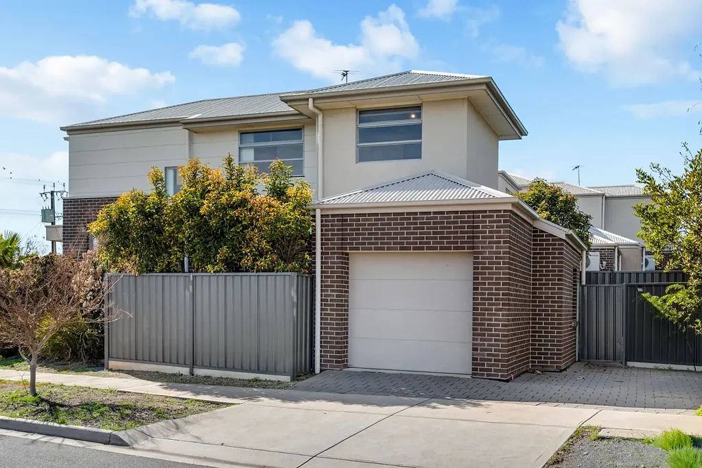 Christies Beach 3 Bedroom The perfect, starter, investment or downsizer is here