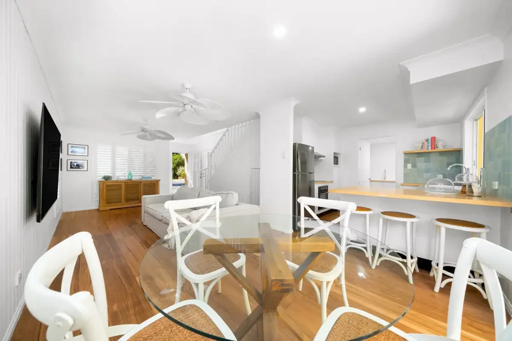 Wynnum 3房 门禁公园旁社区中的海湾宁静 Bayside Serenity in a Gated Parkside Enclave