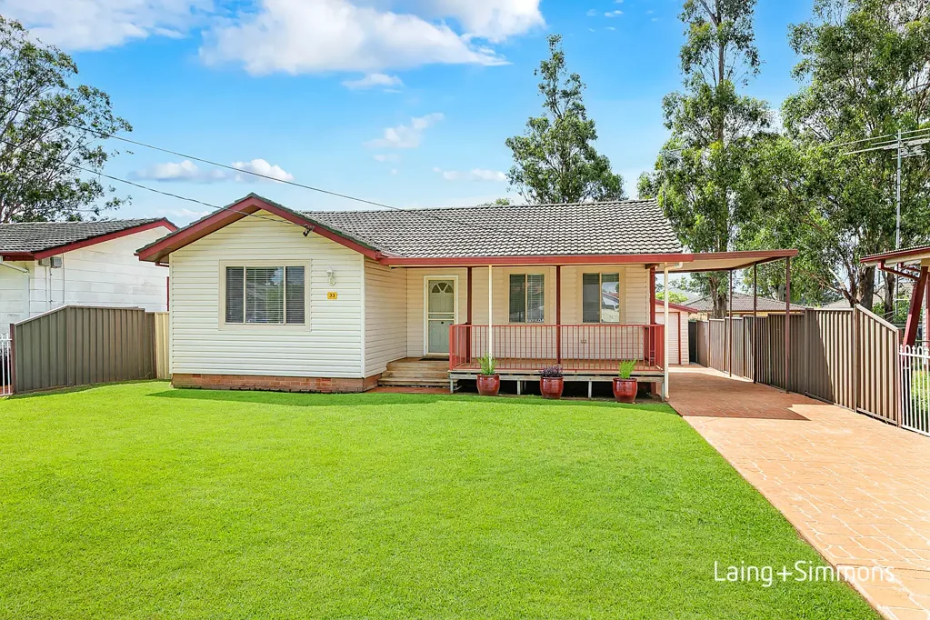 33 Kurama Crescent, Whalan, NSW 2770