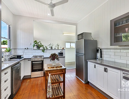 11 Don Street, Bowen, QLD 4805, 3房, 2浴, House