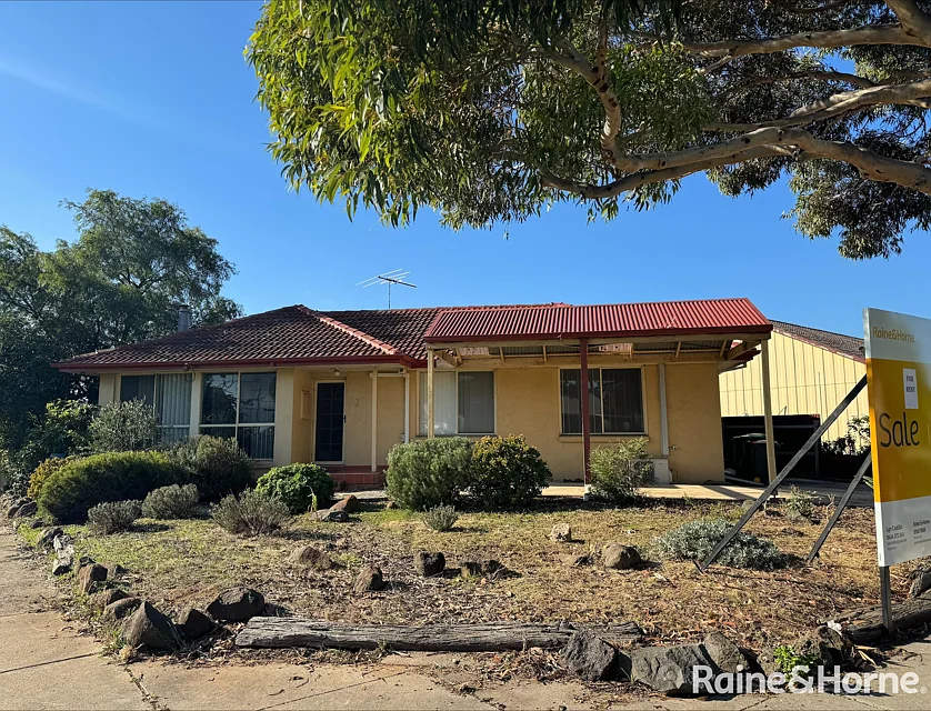 1/17 Centenary Crescent, Werribee, VIC 3030, 3 રૂમ, 1 બાથરૂમ, House