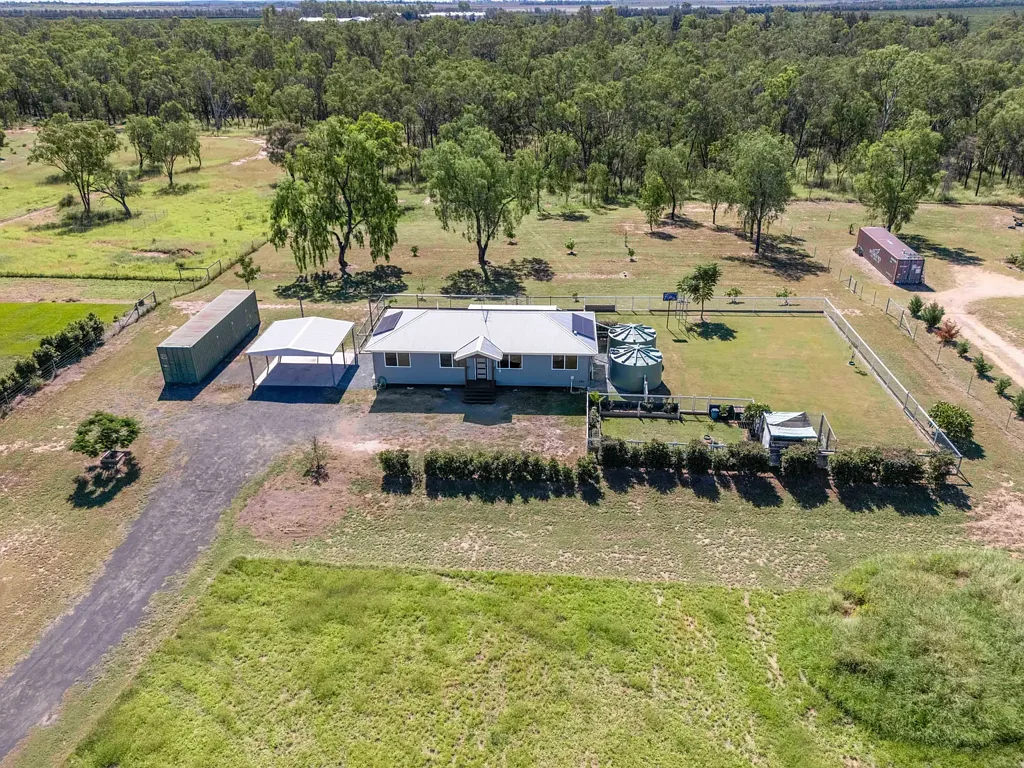 184 Chudleigh Drive, Emerald, QLD 4720