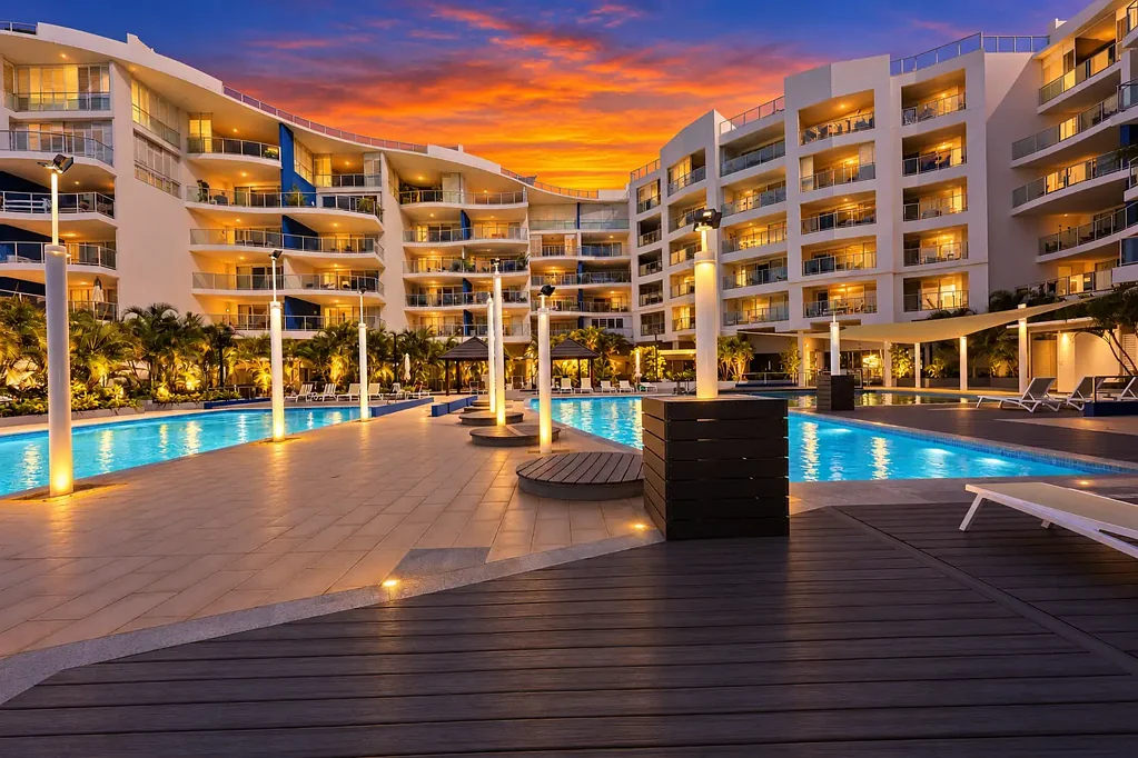 Urangan 1બેડરૂમ ATTENTION AirBNB Hosts or those who LOVE a walk on the Espy and Pier!