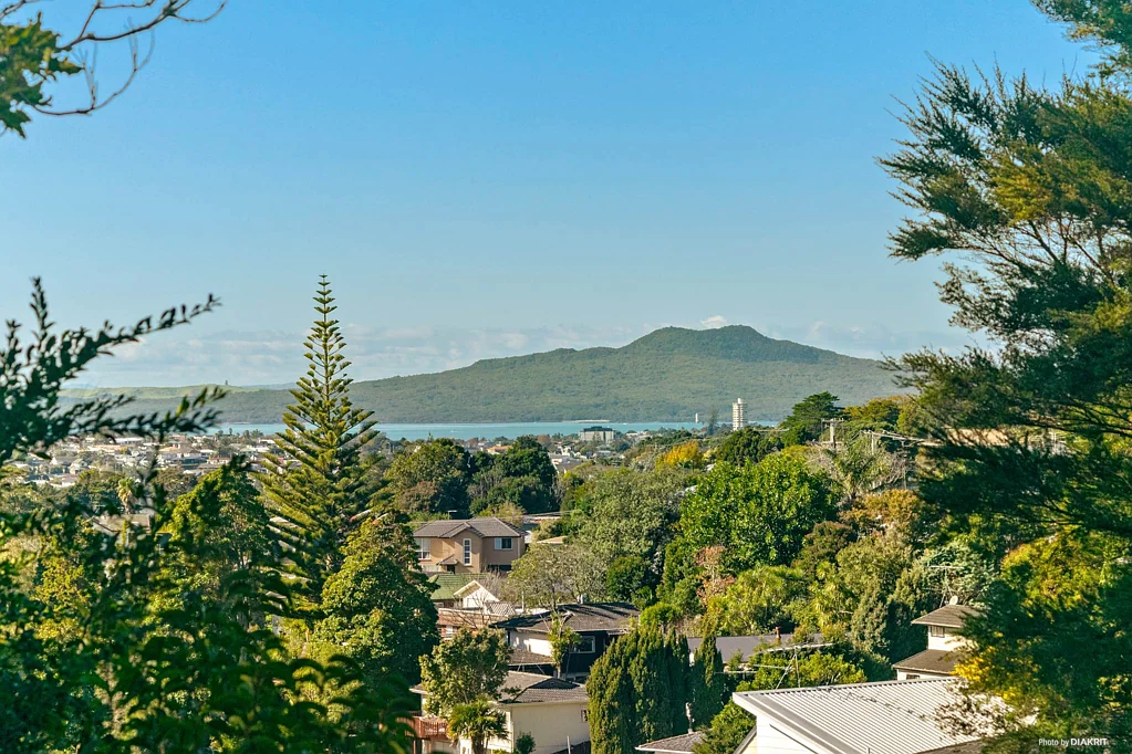 Totara Vale 2침실 Walk to Life, Look to Rangitoto