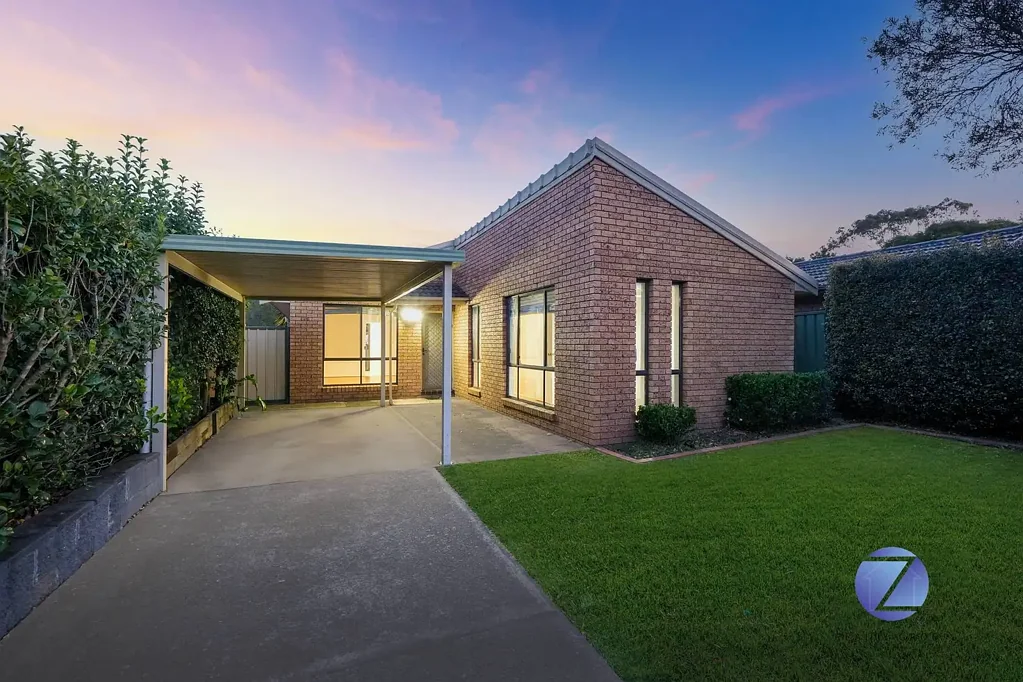 5 Dalkeith Place, St Helens Park, NSW 2560
