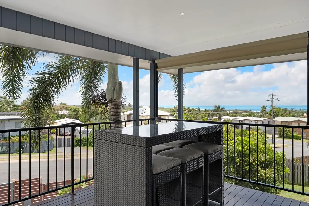 Barlows Hill 4ห้องนอน Tropical oasis with stunning ocean views