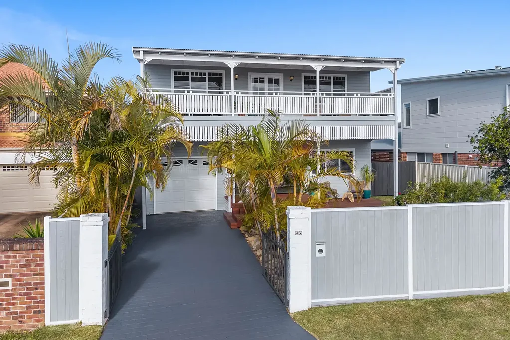 32 Trelawney Street, Killarney Vale, NSW 2261