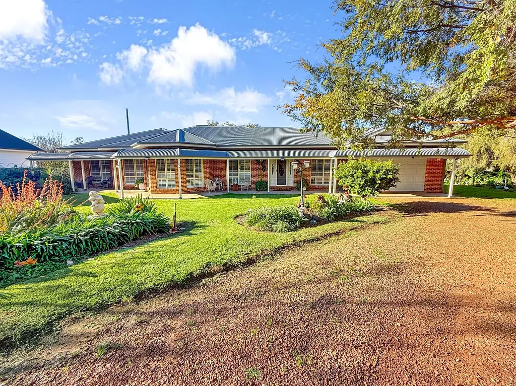 Leeton 4房  FAMILY HOME WITH A SOUGHT AFTER LOCATION
