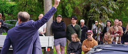 澳洲楼市踩雷！只付利息贷款飙升，专家警告“崩盘前夜”！