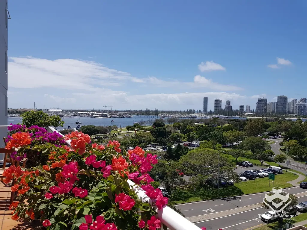 Apartment with Spectacular Water Views � Prime Southport Location