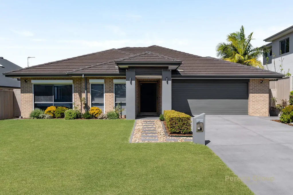10 Beechworth Parade, Harrington Park, NSW 2567