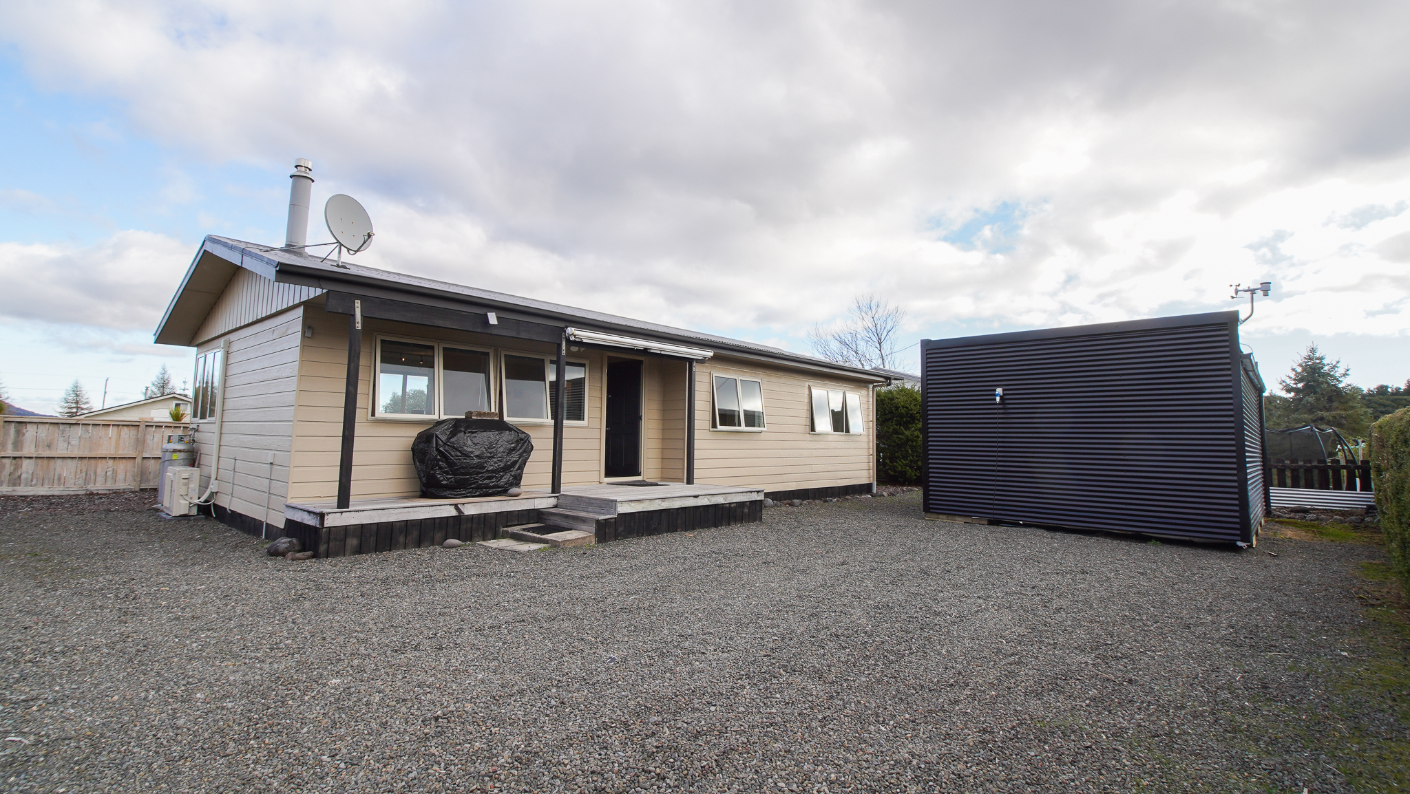 11a Mackenzie Street, National Park, Ruapehu, 3 Bedrooms, 1 Bathrooms, House