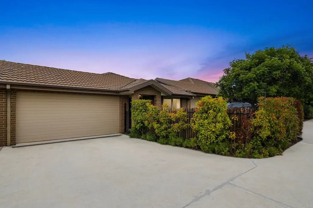 4/12 Maris King Street, Casey, ACT 2913