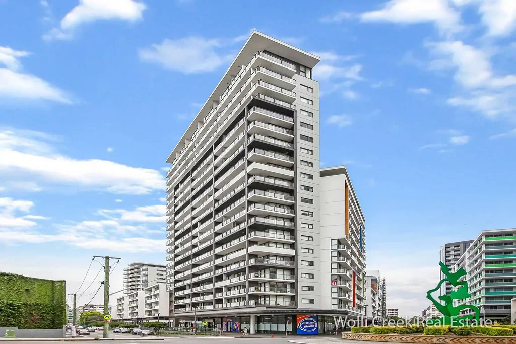 Modern 2 Bedroom Apartment