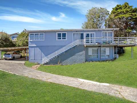 Mount Roskill 3 Bedroom Attention Investors, Developers, and Renovators!