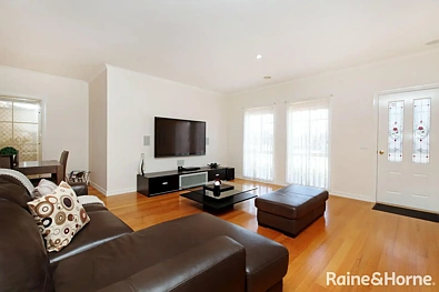 ਰਹਿਣ ਵਾਲਾ ਕਮਰਾ - 21 Ozzimo Drive, Hillside, VIC 3037