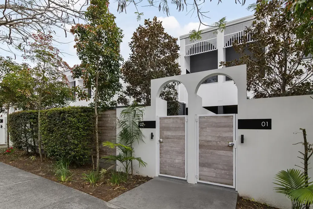 Buderim 3 Bedroom Oversized coastal living walking distance to Buderim Village