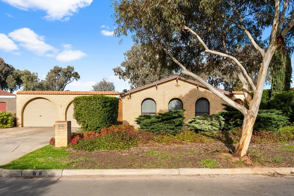 Spacious Four Bedroom Home with a Powered Workshop and Generous Outdoor Appeal