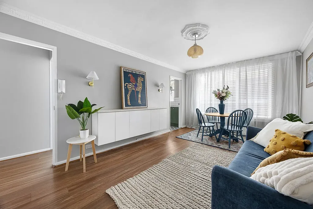 Prahran 2Moenga Renovated, Light Filled And Right In Prahran