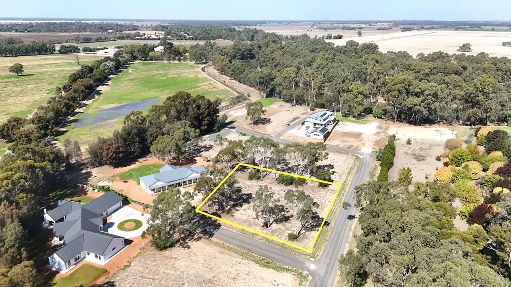 Murray Downs Your Tree Change Awaits - 2292m² of Opportunity