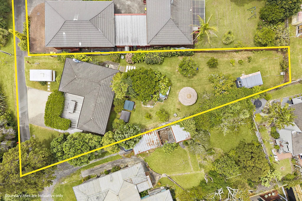578 Beach Road, Rothesay Bay, North Shore City, Auckland