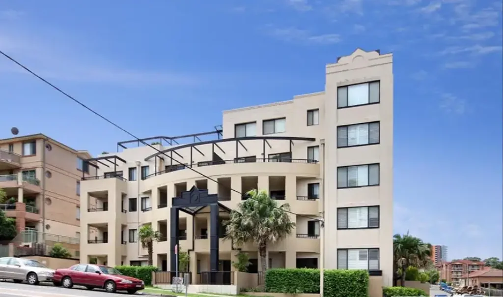 Modern Apartment in Prime Hurstville Location