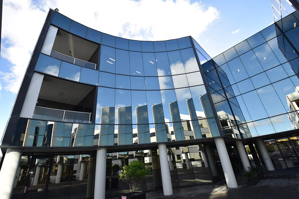 Ellerslie MOVE-IN READY - HIGH QUALITY ELLERSLIE OFFICE