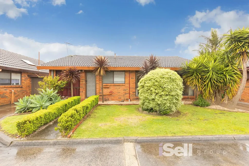 Conveniently Located Family Home in Dandenong