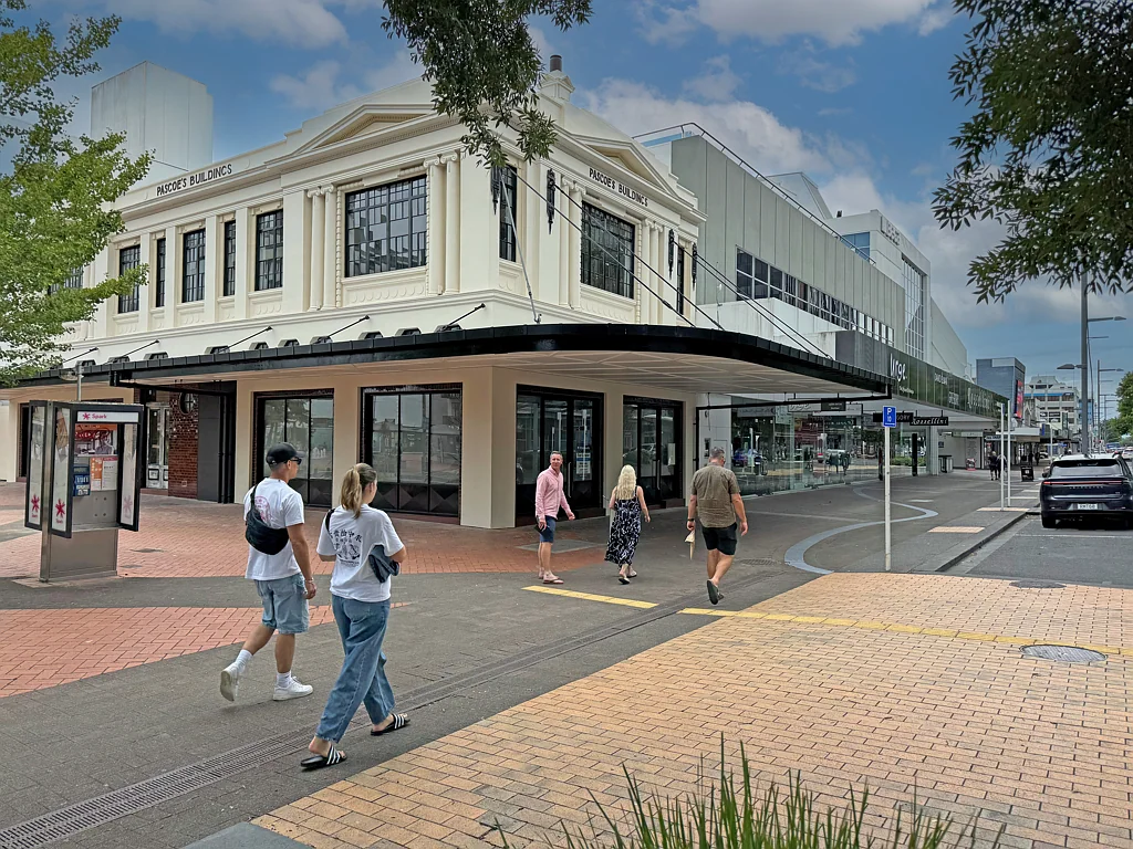 Hamilton Central The Victoria Edge