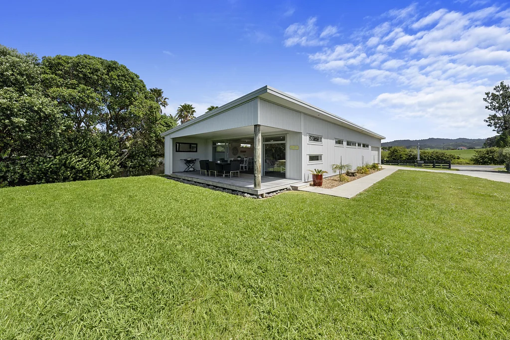 1158 East Coast Road, Kaiaua, Franklin, Auckland
