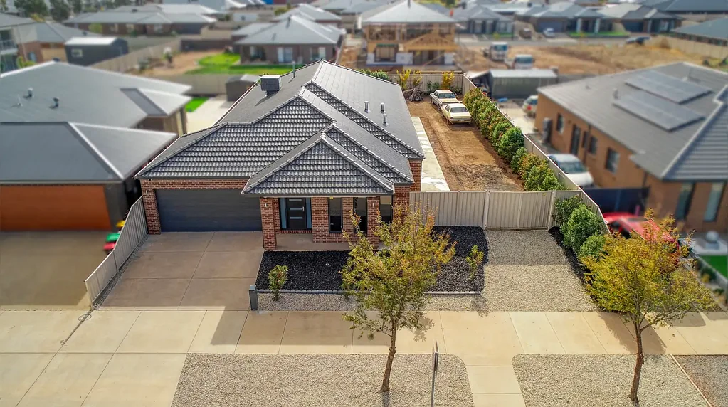 93 Wendouree Drive, Kialla, VIC 3631