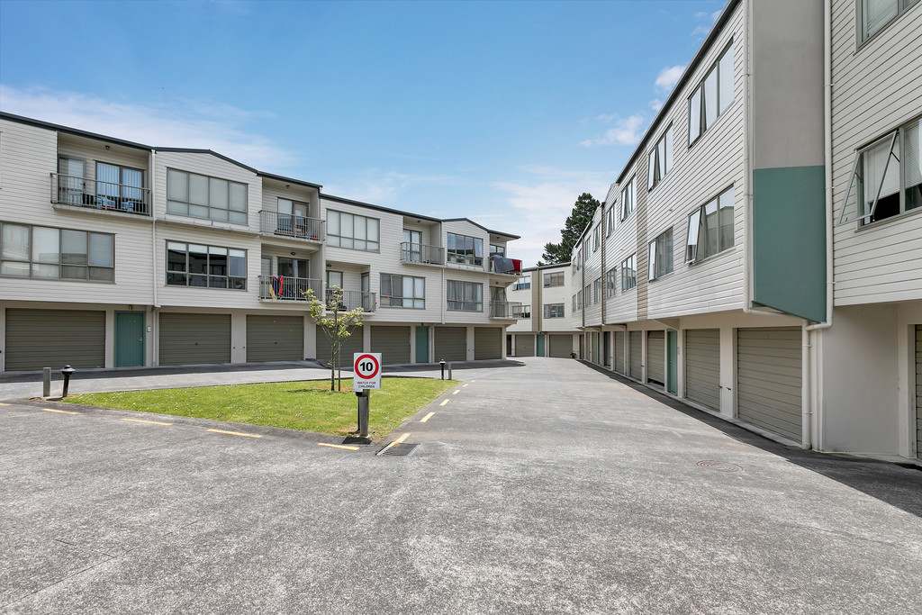 Residential  Mixed Housing Urban Zone