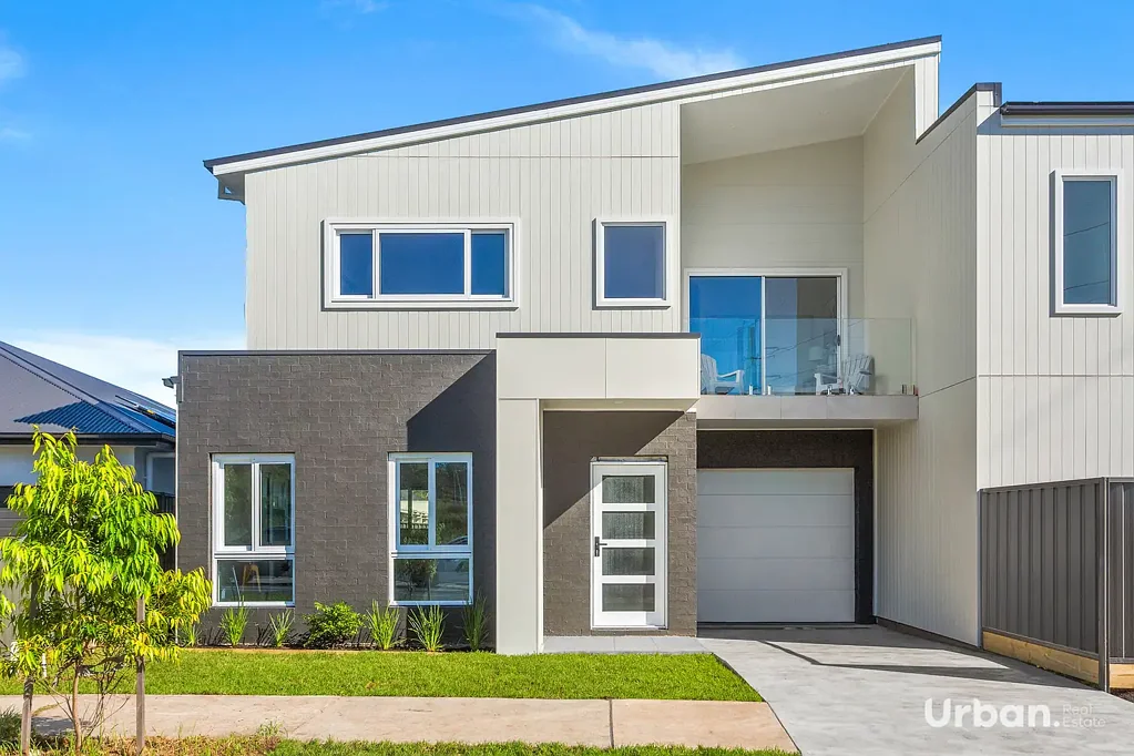 43 Bowral Crescent, Tullimbar, NSW 2527