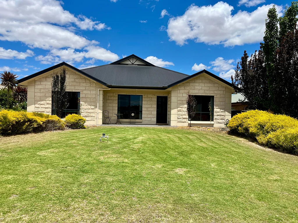 98 South Avenue, Bordertown, SA 5268