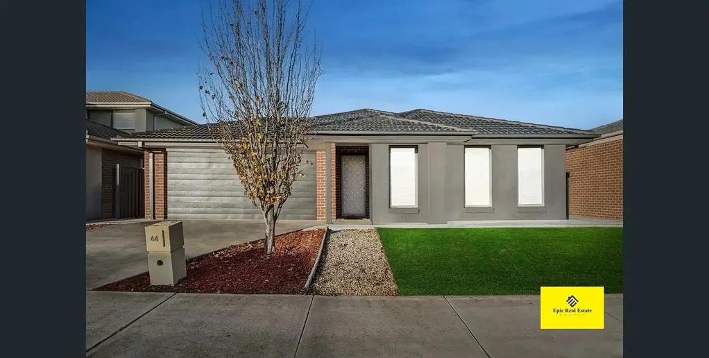Spacious Four-Bedroom Family Home in Werribee!