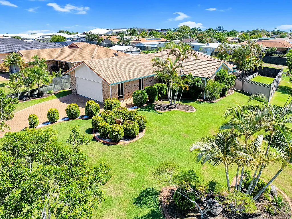 1 Gallery Court, Kawungan, QLD 4655