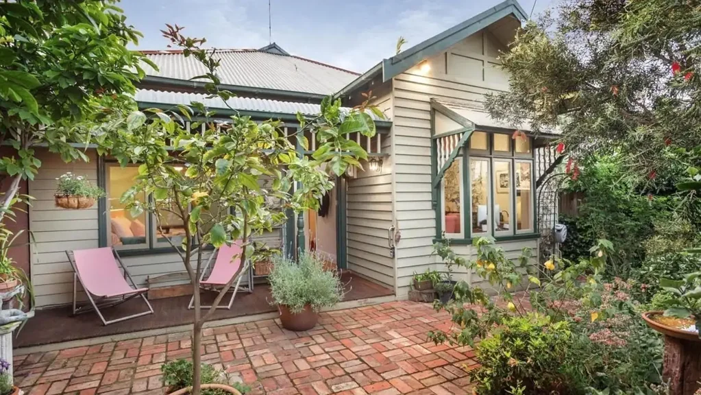 Port Melbourne 3ਬੈੱਡਰੂਮ Edwardian Charm with Approved Plans for Dual Designer Residences