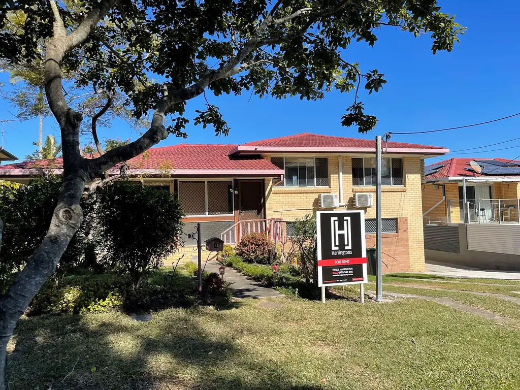 UNDER APPLICATION - MORE NEEDED!! RECENTLY RENOVATED FAMILY HOME WITHIN THE MANSFIELD HIGH SCHOOL CATCHMENT AREA
