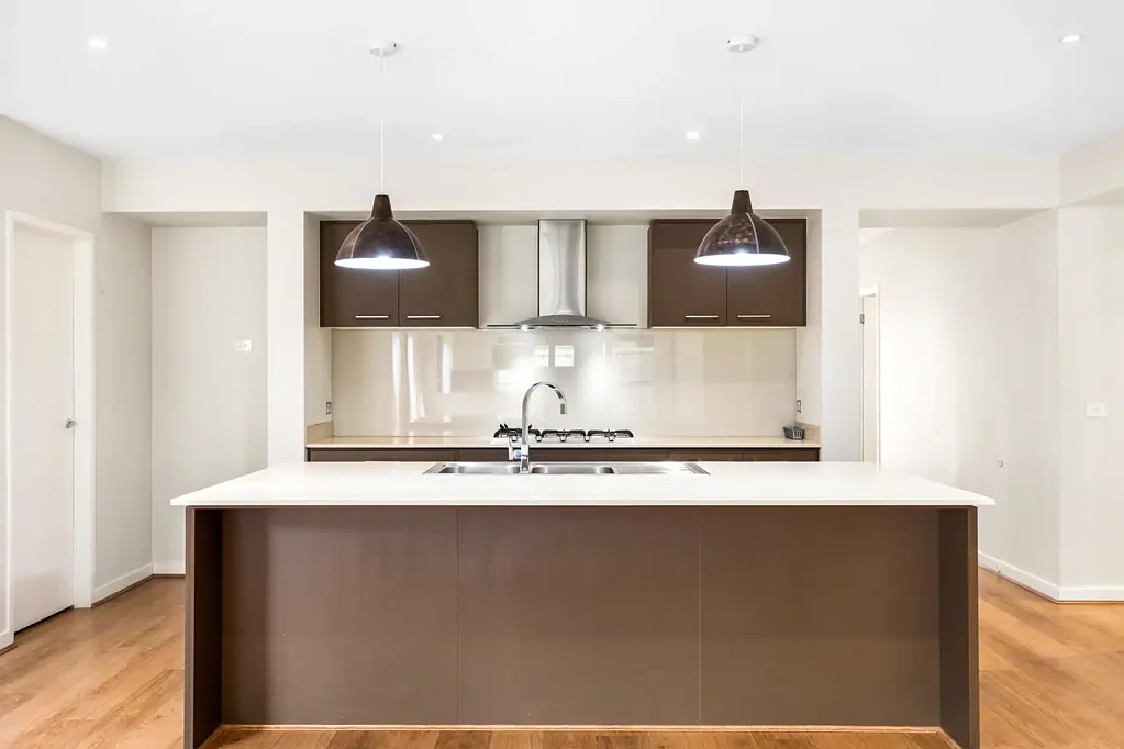 SPACIOUS FAMILY HOME!