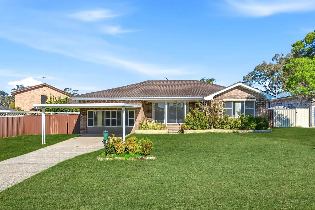 Ingleburn 3房 空间、舒适与娱乐的完美融合 The Perfect Blend of Space, Comfort & Entertaining