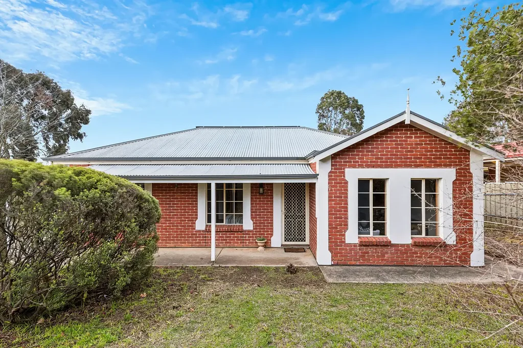 102 Hurling Drive, Mount Barker, SA 5251
