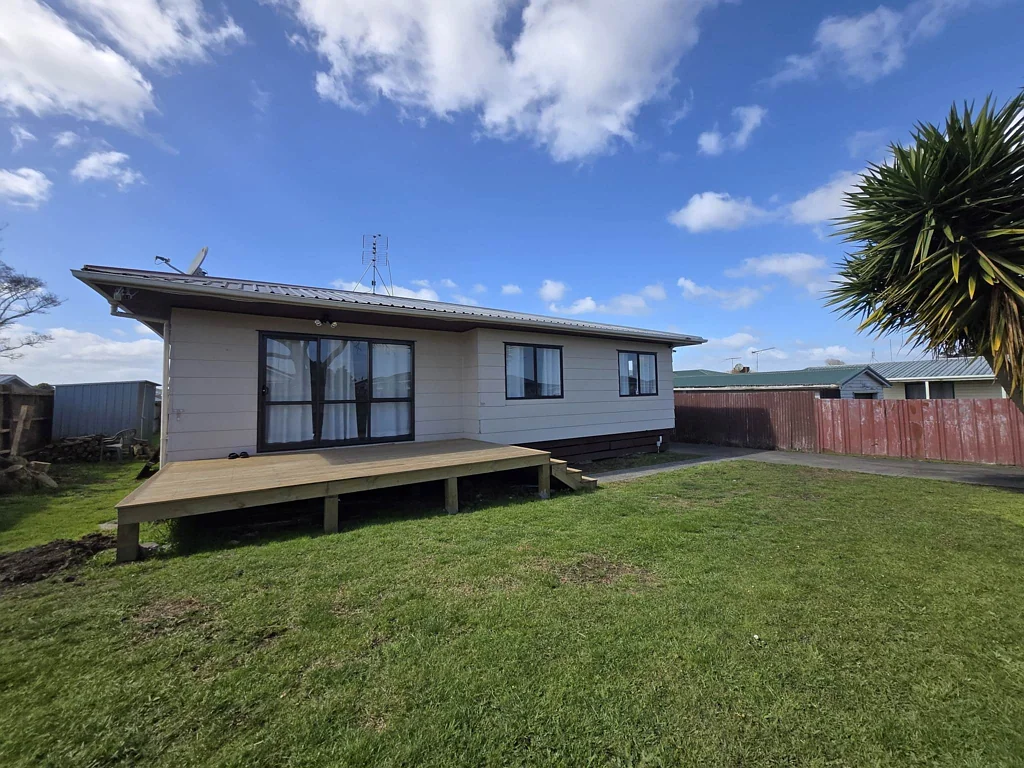 Newly Renovated 3-Bedroom Home – Perfect for F...