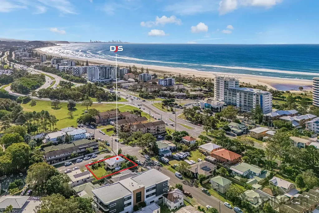 Coolangatta 2غرفة نوم 1960's KIRRA COTTAGE – embrace or develop'