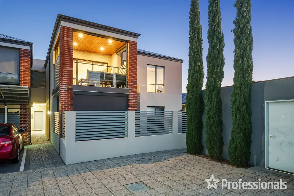 8/1 Mercer Way, Balga, WA 6061