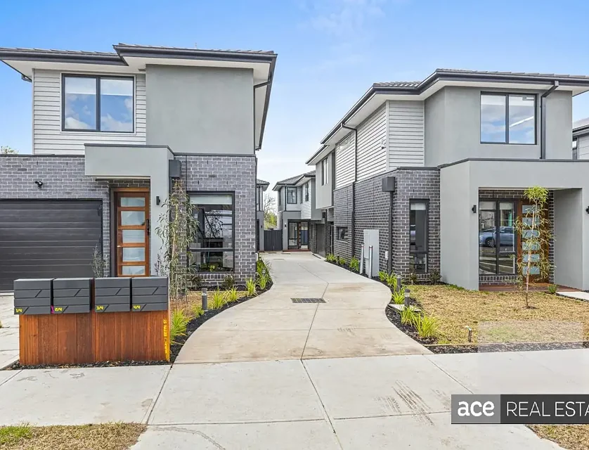 1/4 Joseph Street, Bundoora, VIC 3083, 3房, 2浴, Townhouse
