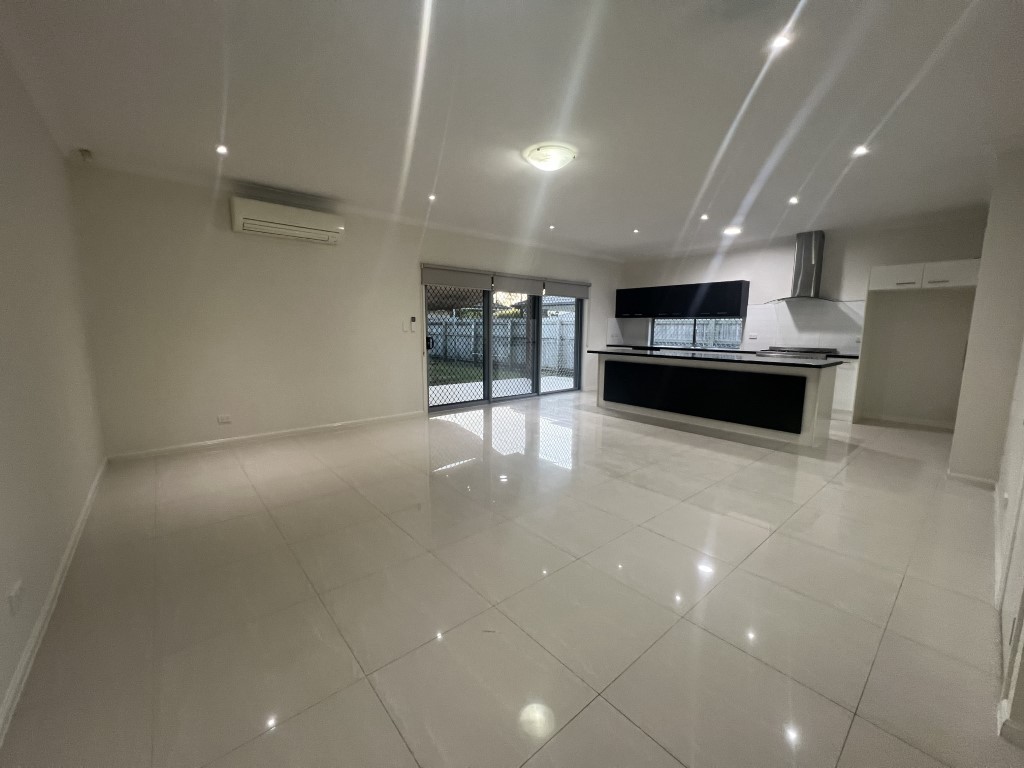 24 FRED PHAM CR, DOOLANDELLA QLD 4077, 0部屋, 0バスルーム, House