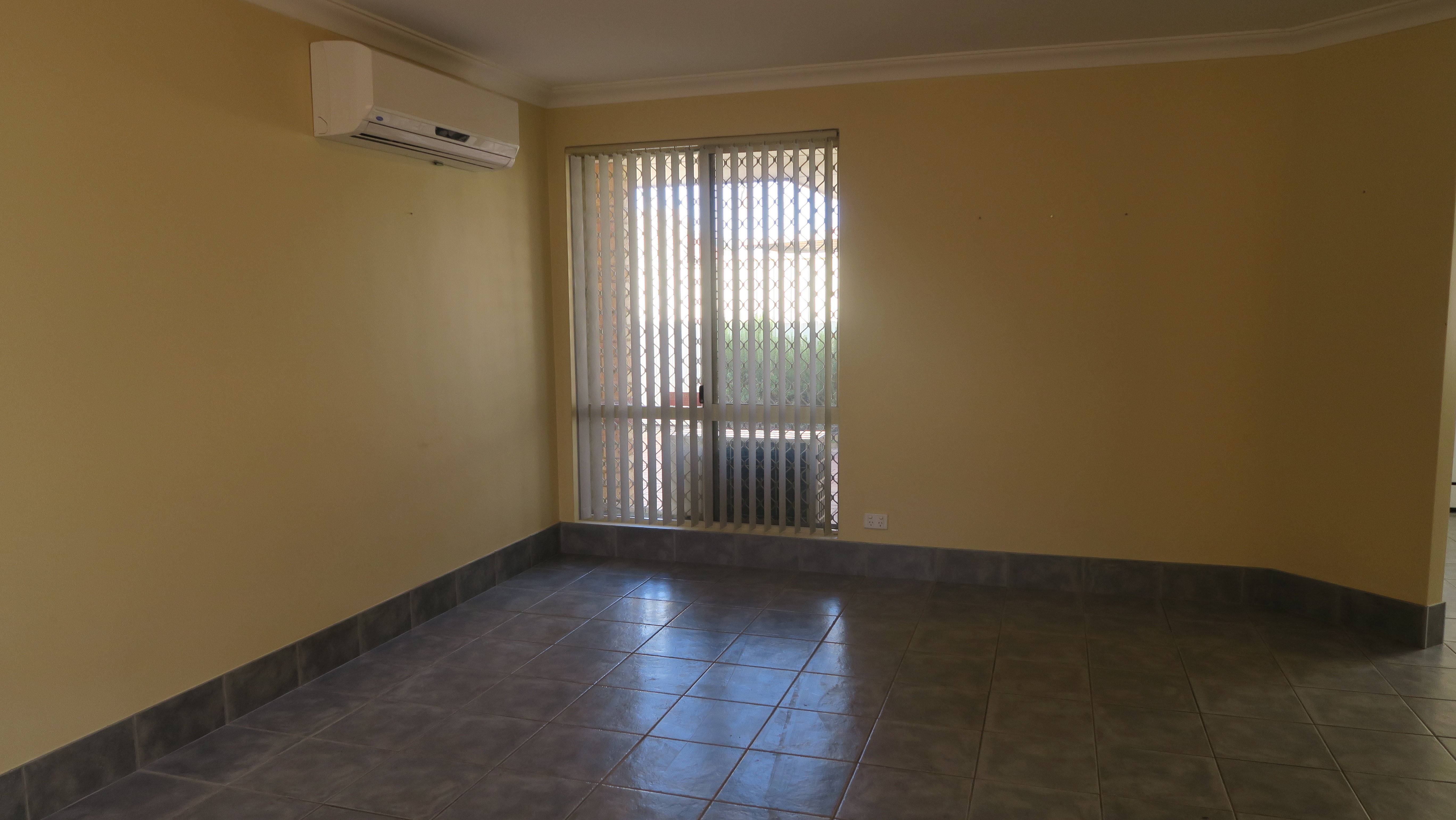 UNIT 3 41 WROXTON ST, MIDLAND WA 6056, 0 غرف, 0 حمامات, Unit